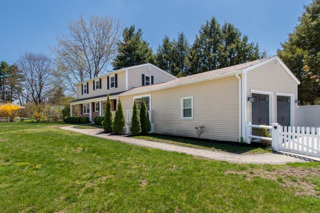 9 Carolan Avenue, Hampton, NH 03842