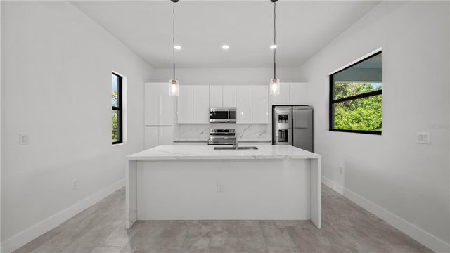 9 TEE VIEW ROAD, Rotonda West, FL 33947