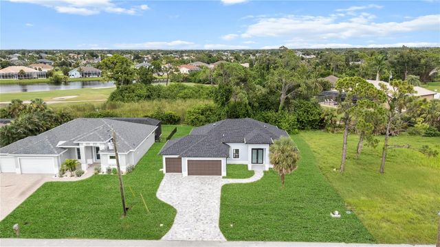 9 TEE VIEW ROAD, Rotonda West, FL 33947