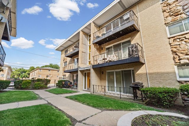 6811 N Olmsted Avenue 205, Chicago, IL 60631