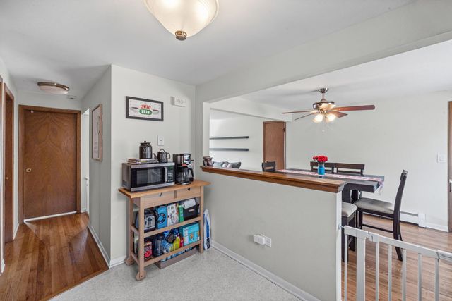 6811 N Olmsted Avenue 205, Chicago, IL 60631