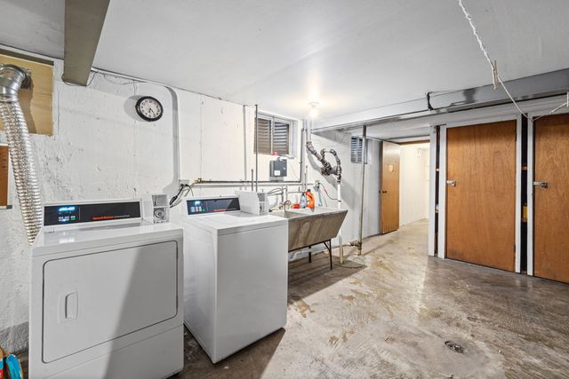 6811 N Olmsted Avenue 205, Chicago, IL 60631