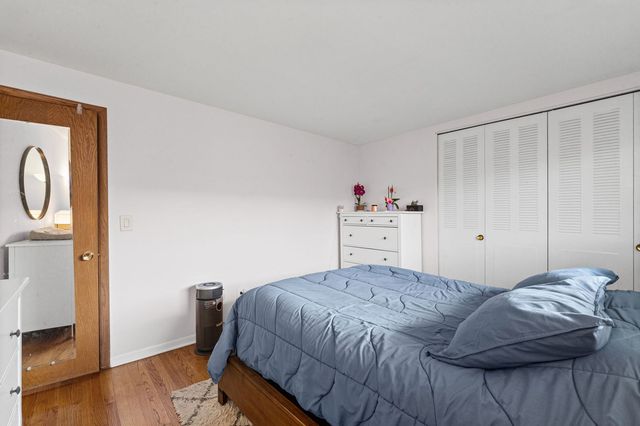 6811 N Olmsted Avenue 205, Chicago, IL 60631