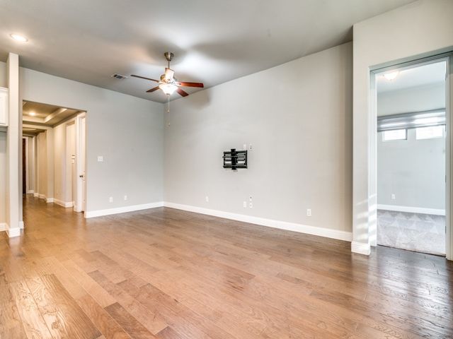 2156 Bailey Street, Carrollton, TX 75010