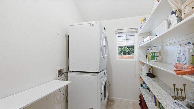 5513 Kayview DR, Austin, TX 78749