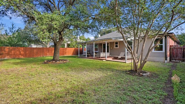 5513 Kayview DR, Austin, TX 78749