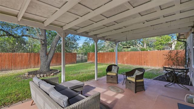 5513 Kayview DR, Austin, TX 78749