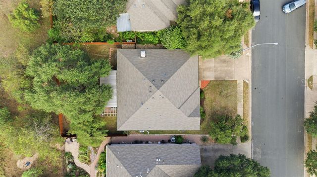 5513 Kayview DR, Austin, TX 78749
