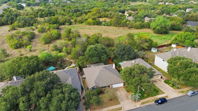 5513 Kayview DR, Austin, TX 78749