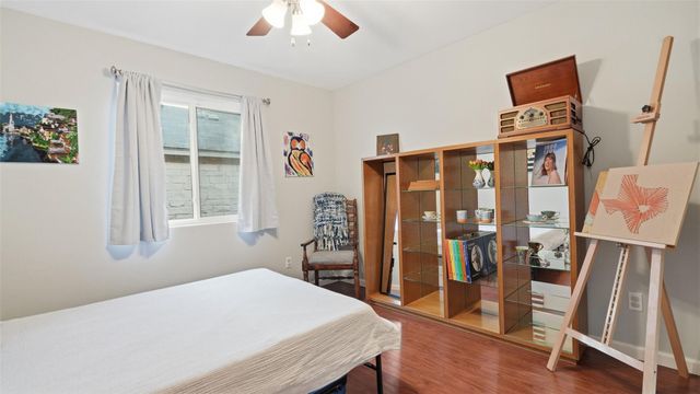 5513 Kayview DR, Austin, TX 78749