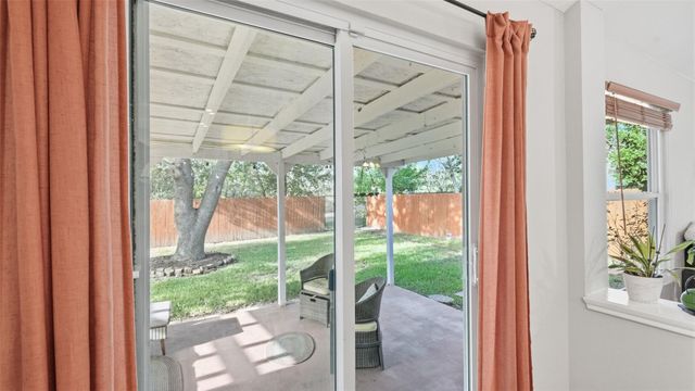 5513 Kayview DR, Austin, TX 78749