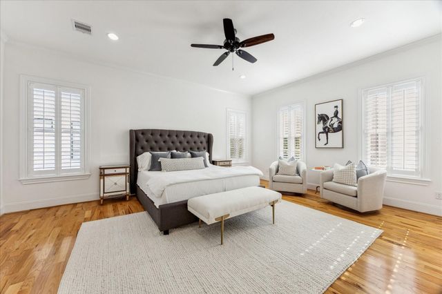 5622 Cohn Meadow Lane, Houston, TX 77007