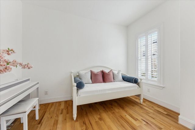 5622 Cohn Meadow Lane, Houston, TX 77007