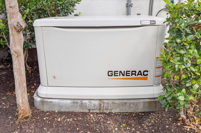 5622 Cohn Meadow Lane, Houston, TX 77007