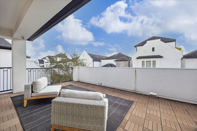 5622 Cohn Meadow Lane, Houston, TX 77007