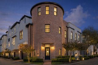 5622 Cohn Meadow Lane, Houston, TX 77007