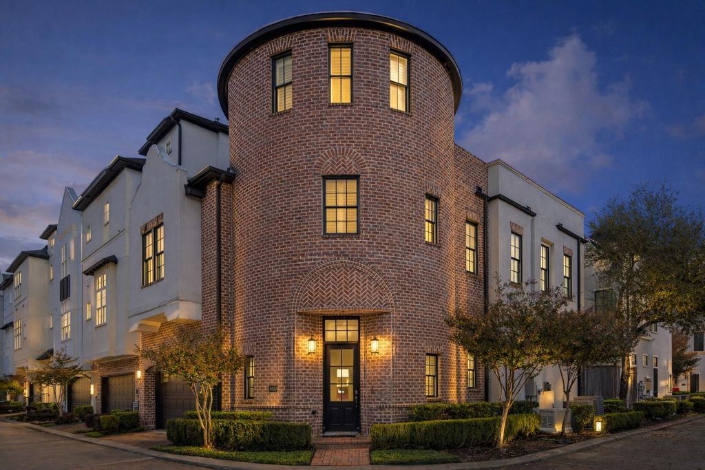 5622 Cohn Meadow Lane, Houston, TX 77007