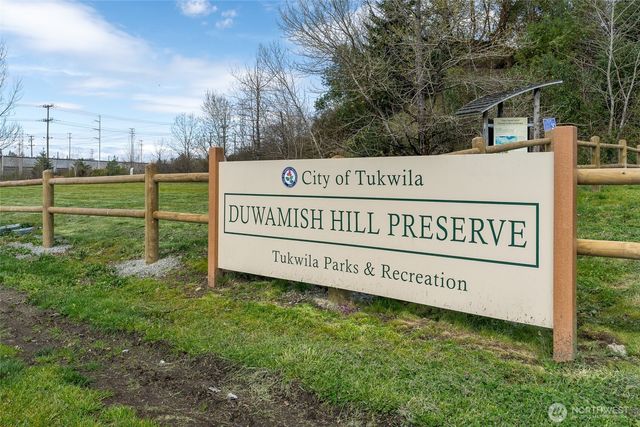 14031 33rd Place S, Tukwila, WA 98168