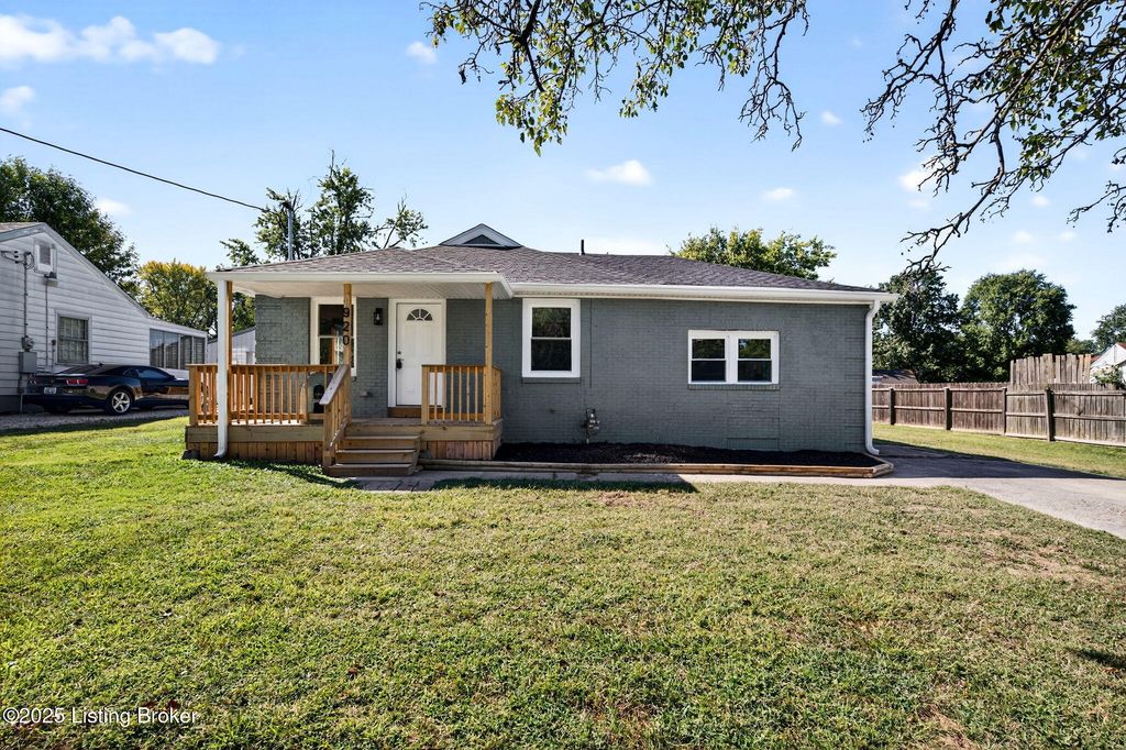 920 Stanley Ave, Louisville, KY 40215