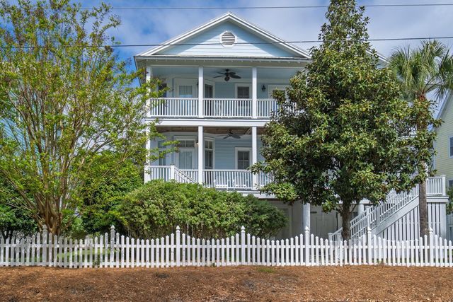 805 Jungle Road B, Edisto Island, SC 29438