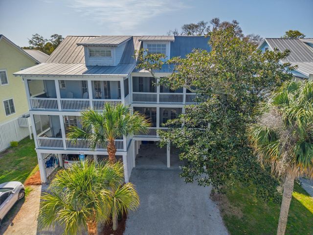 805 Jungle Road B, Edisto Island, SC 29438
