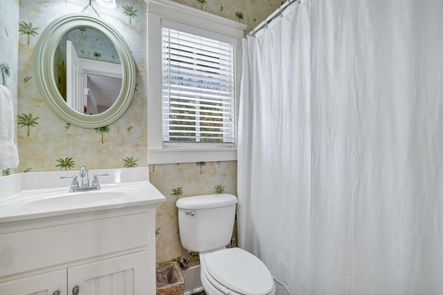 805 Jungle Road B, Edisto Island, SC 29438