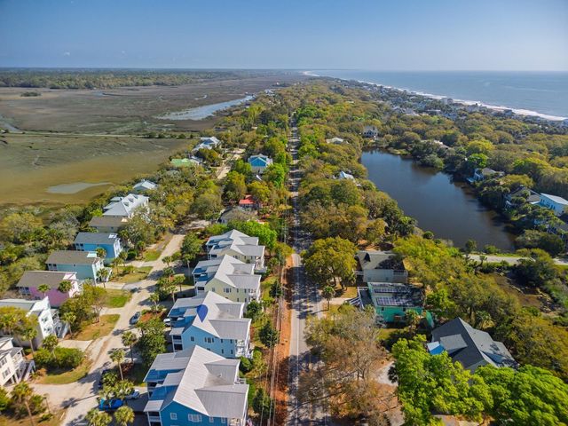 805 Jungle Road B, Edisto Island, SC 29438