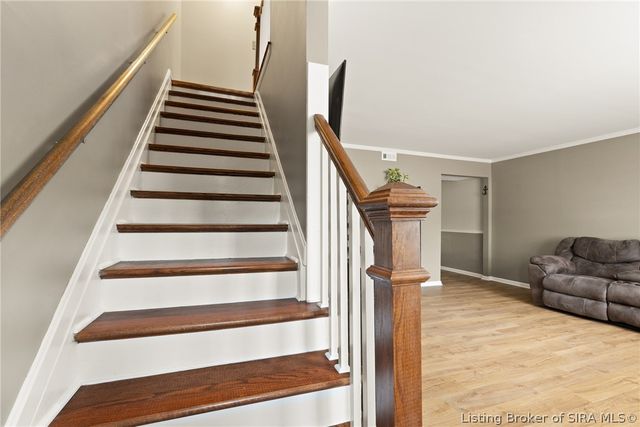 3041 Wooded Way, Jeffersonville, IN 47130