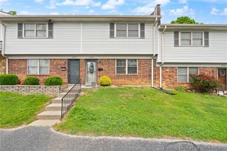 3041 Wooded Way, Jeffersonville, IN 47130