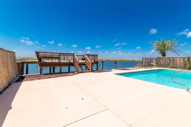 15849 El Soccorro, Corpus Christi, TX 78418