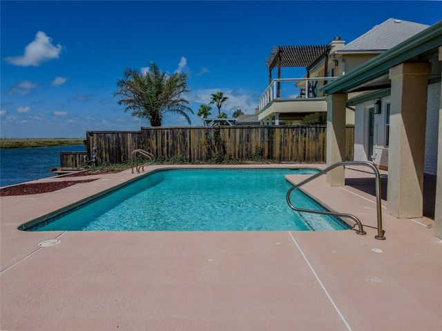 15849 El Soccorro, Corpus Christi, TX 78418
