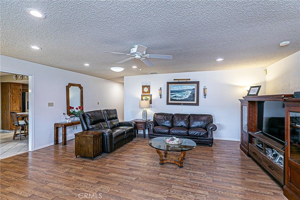 Image 11 of property listing at 4587 Monaco Court, Santa Maria, CA 93455