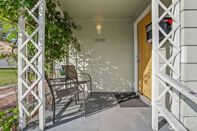 12238 76th Avenue S, Seattle, WA 98178
