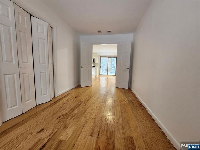 22 Tenakill Street, Closter, NJ 07624