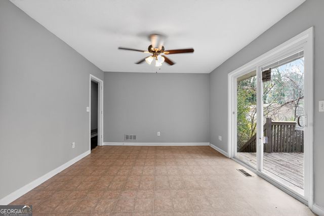 6925 Kimberland Gardens Lane, Lithonia, GA 30058