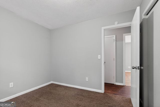 6925 Kimberland Gardens Lane, Lithonia, GA 30058