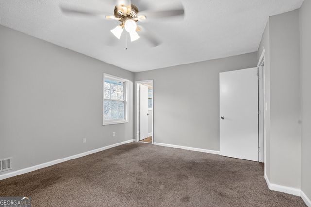 6925 Kimberland Gardens Lane, Lithonia, GA 30058