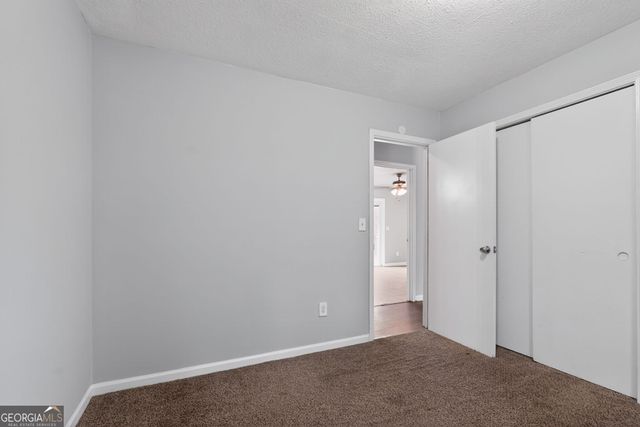 6925 Kimberland Gardens Lane, Lithonia, GA 30058