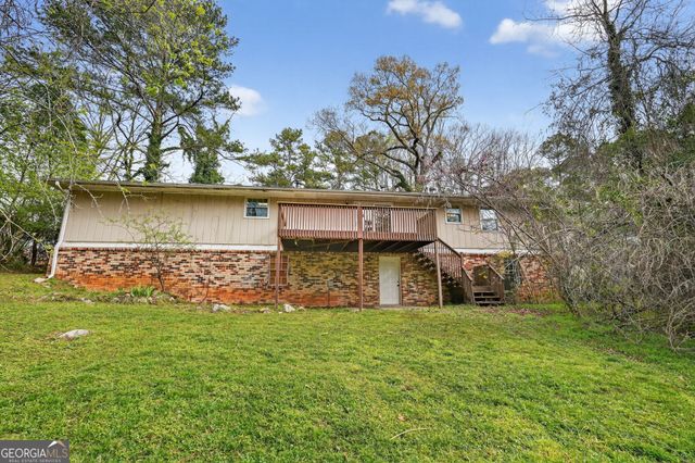 6925 Kimberland Gardens Lane, Lithonia, GA 30058