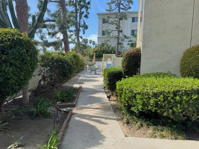 11138 Aqua Vista 29, North Hollywood, CA 91602