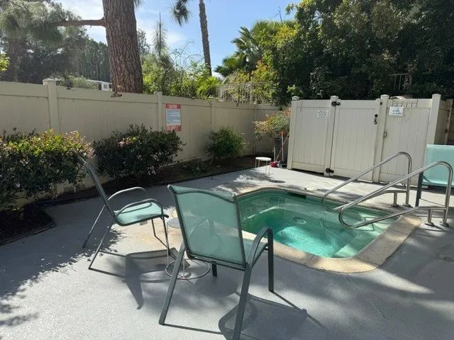 11138 Aqua Vista 29, North Hollywood, CA 91602