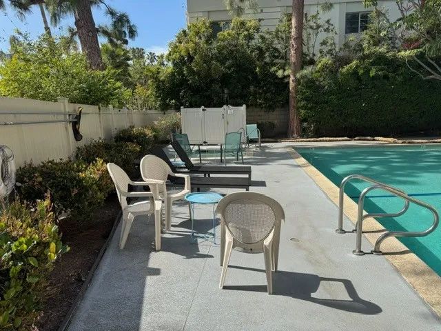 11138 Aqua Vista 29, North Hollywood, CA 91602