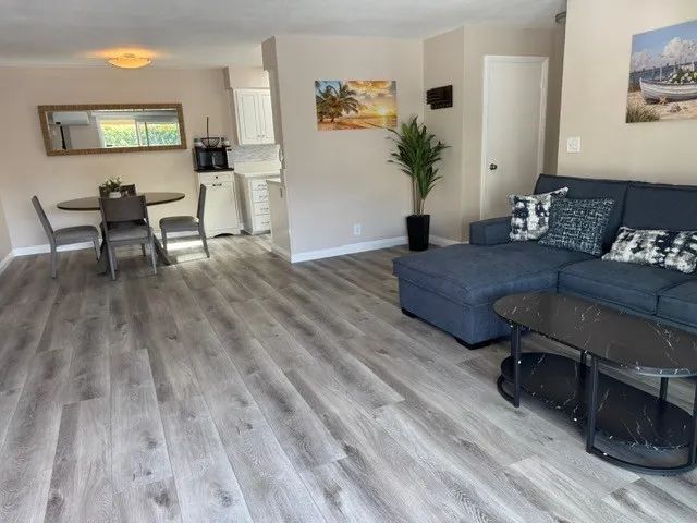 11138 Aqua Vista 29, North Hollywood, CA 91602