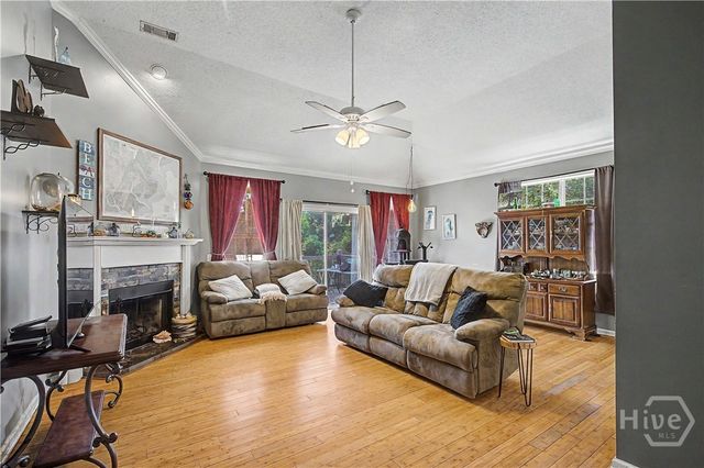 19 Runabout Lane, Savannah, GA 31410