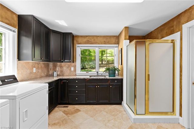 205 Old Mill Road, High Point, NC 27265