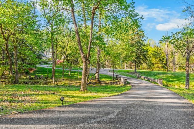 205 Old Mill Road, High Point, NC 27265
