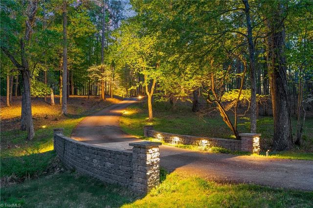 205 Old Mill Road, High Point, NC 27265