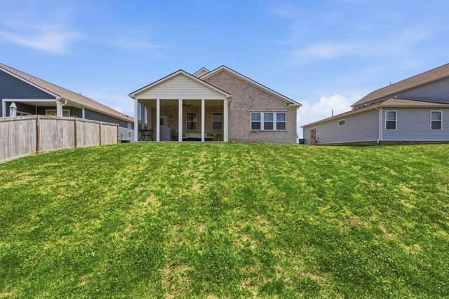 1064 Ewell Farm Cir, Spring Hill, TN 37174