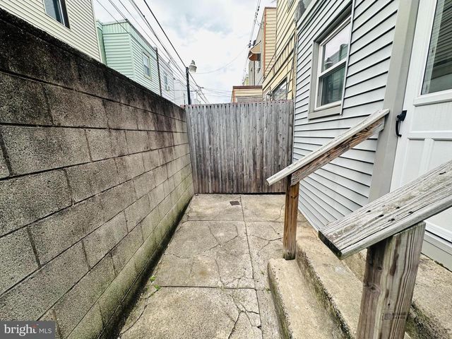 2438 S PHILIP ST, Philadelphia, PA 19148