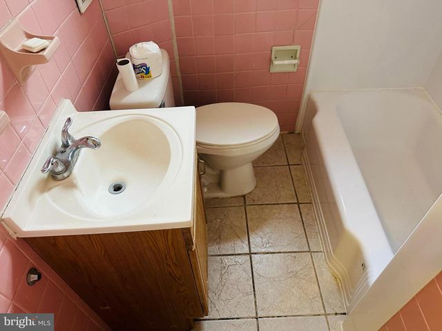 2438 S PHILIP ST, Philadelphia, PA 19148